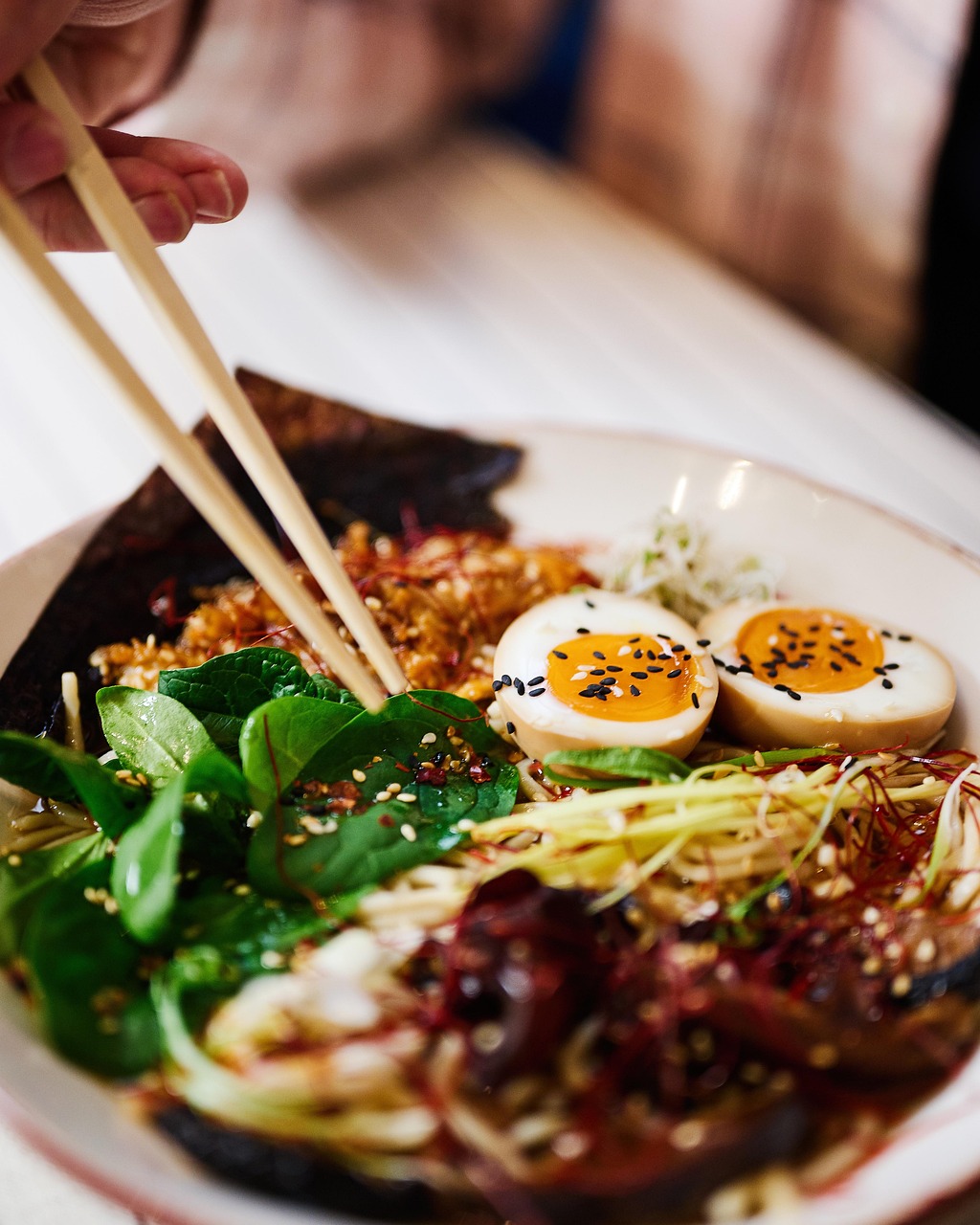 ramen, noodles, food, soup, asian, pasta, lunch, chopsticks, cook, kitchen, cooking, egg, meat, japan